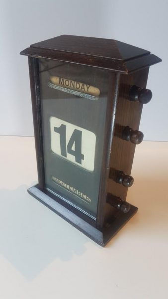 Edwardian perpetual calendar